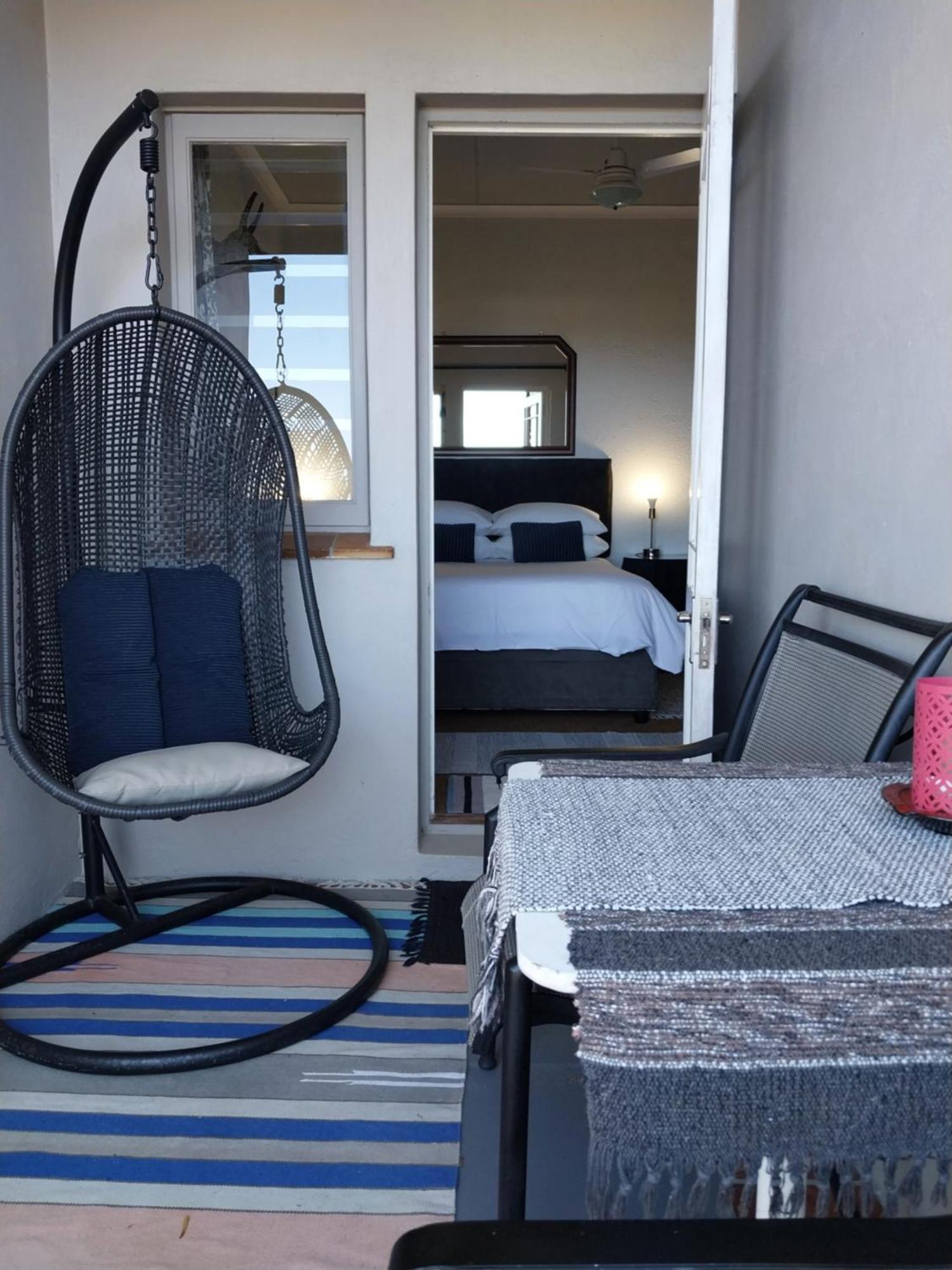The Trailhouse Hotel Bettys Bay Exterior photo