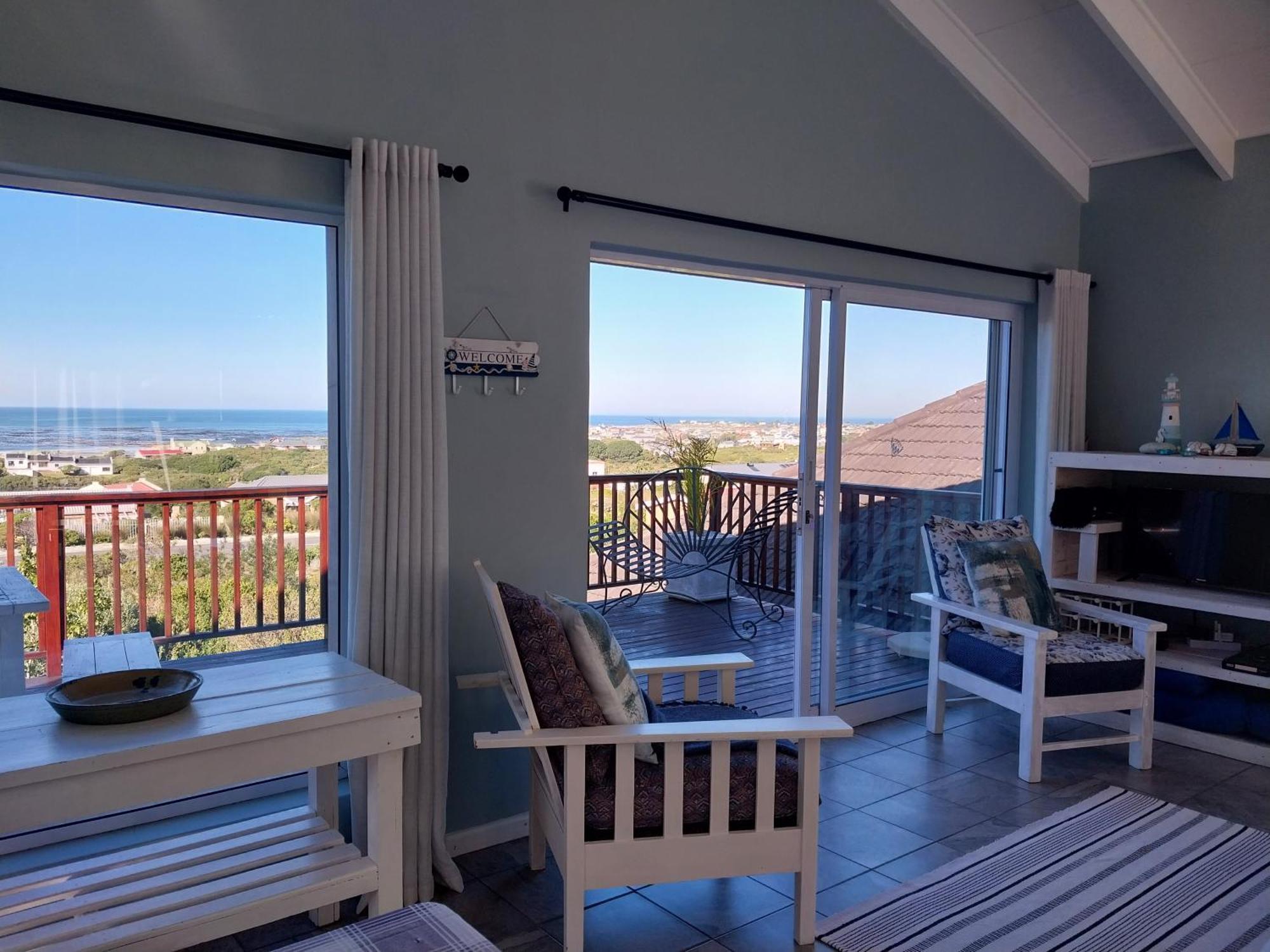 The Trailhouse Hotel Bettys Bay Exterior photo