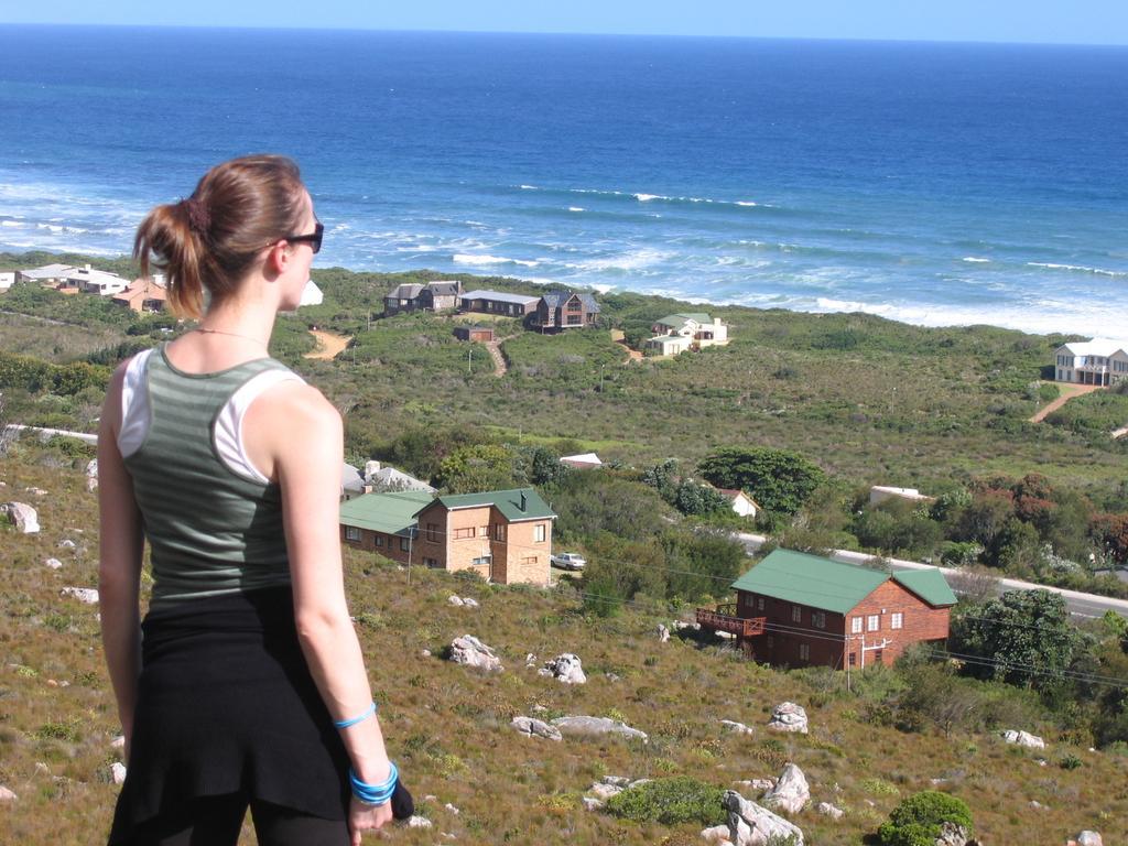 The Trailhouse Hotel Bettys Bay Exterior photo